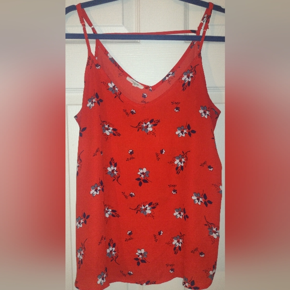 Maurices red floral table top